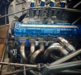 24 valve DOHC 221 3.JPG