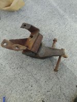 69 Mustang 250 Mounts 03.jpg