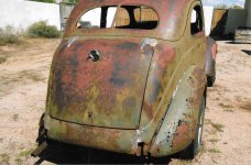 1937 Ford Tudor Sedan 3.jpg